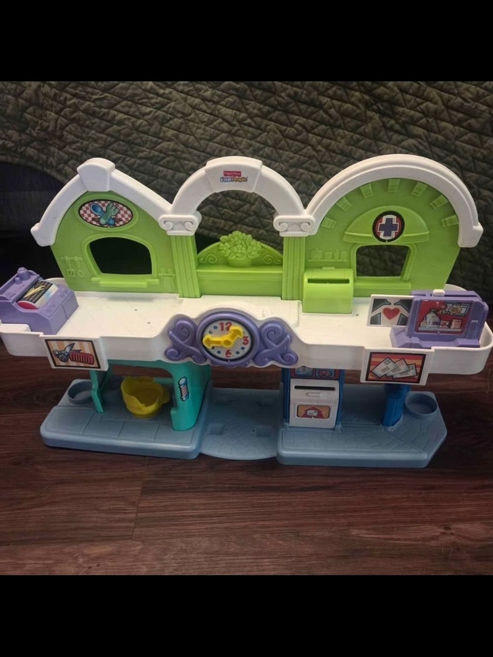 VHTF Little People 2009 Animalville Town Center Fisher Price